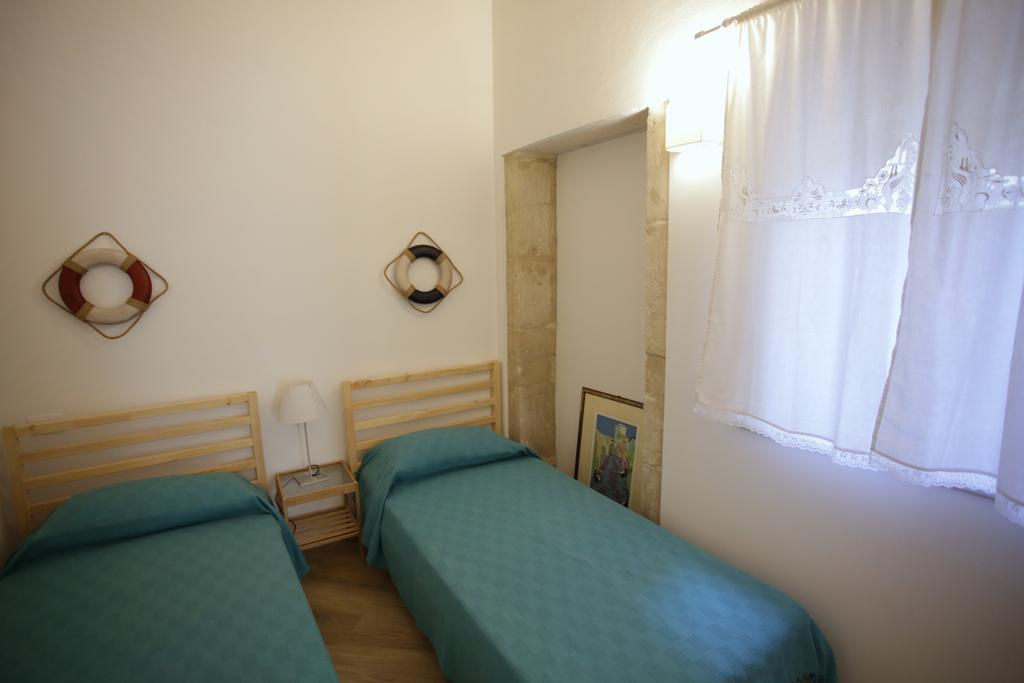 Dentrortigia Apartment Syracuse Exterior photo