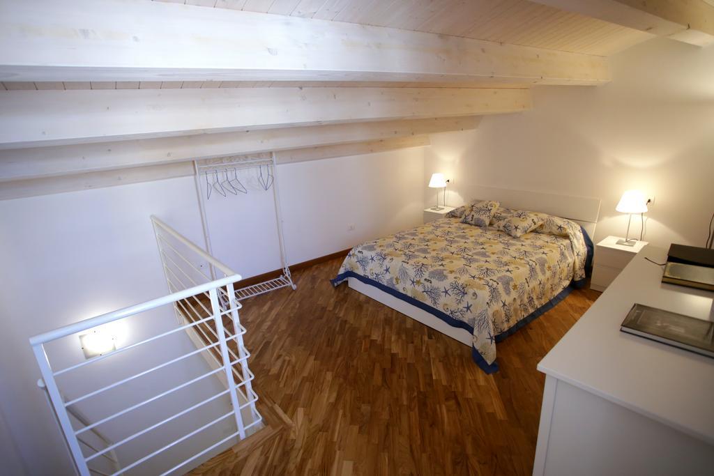 Dentrortigia Apartment Syracuse Exterior photo
